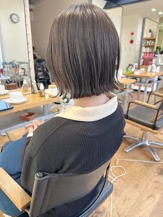 ミディアム ショート ボブ 梅田 木戸健人のヘアスタイル