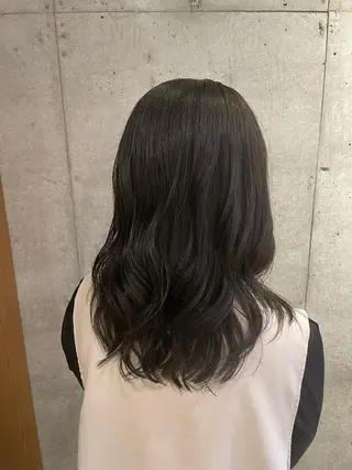 ロング カラー CRESCENDO 山本樹カットカラーのヘアスタイル