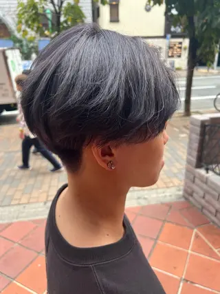 ショート カラー ハイトーン/パーマ 特化平田のヘアスタイル