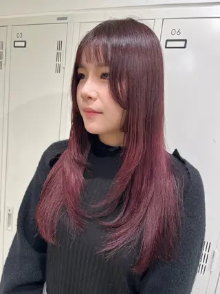 セミロング カラー 【センターパート/ マッシュ】ryokaのヘアスタイル