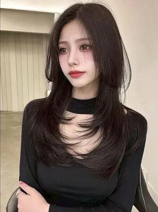 ロング カラー 透け感カラー得意🎀 りおなのヘアスタイル