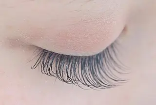 マツエク・マツパ patou 烏丸所属・ショート特化/ 上原麗咲希のヘアスタイル