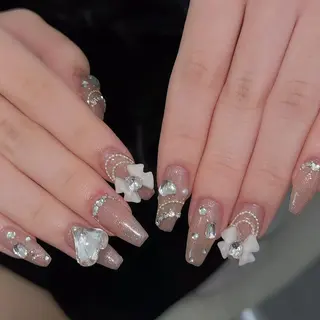 ネイル Queens PUPUのネイルデザイン