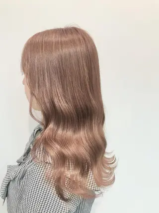 セミロング カラー 🩵ハイトーン 美咲🩵のヘアスタイル