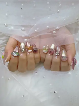 ネイル クイーンズネイル銀座所属・Queeens nailのネイルデザイン