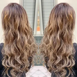 ロング カラー N° jillva ♦️川端裕司♦️のヘアスタイル