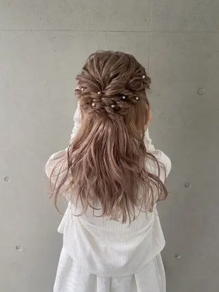 ロング 秋元 利央のヘアスタイル