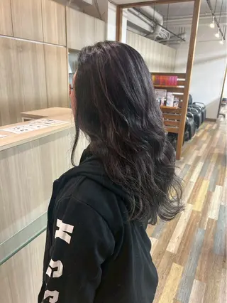 ロング 岩崎 太陽のヘアスタイル