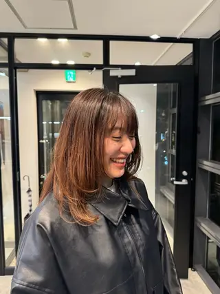 ミディアム 柳川 ことねのヘアスタイル