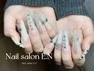 ネイル E.N🦋 長さ出し/持ち込みのネイルデザイン