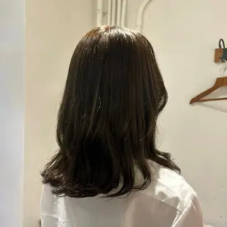 ミディアム カラー タシロ サラ🌿のヘアスタイル