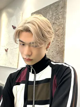 ミディアム カラー メンズ 岡田大志🇰🇷 中/韓メンズヘアのヘアスタイル