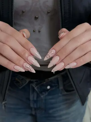 ネイル Eli Nails 新宿のネイルデザイン