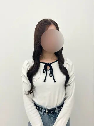 ロング カラー 相田 絢音のヘアスタイル