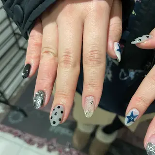 ネイル Yukino /シンプル/個性派のネイルデザイン