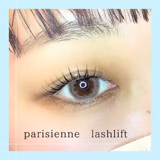 マツエク・マツパ brow bar tokyo所属・brow bar tokyo【乃木坂】のマツエク・マツパデザイン