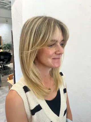 ミディアム カラー 新宿/髪質改善 艶カラー👶Renaのヘアスタイル