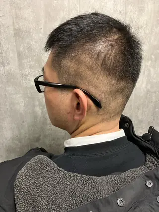 ショート カラー メンズ BroTokyo Barbershop 有楽町店所属・SAKI SAKIのヘアスタイル