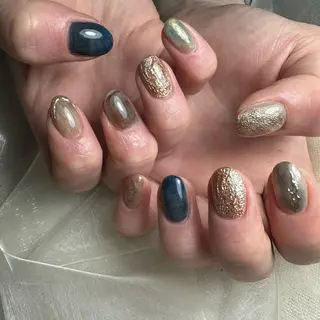 ネイル repos~ルポ~所属・里見 麗のネイルデザイン