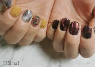 ネイル TASH nailのネイルデザイン