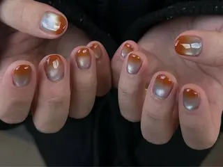 ネイル ホアン シュリンのネイルデザイン