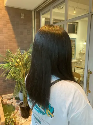 ロング 小鹿 珠希のヘアスタイル