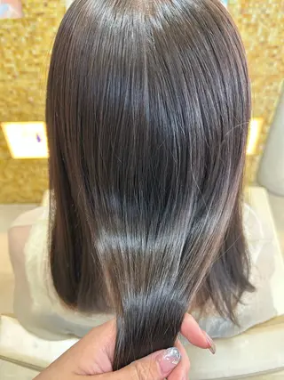 カラー 岩月ちさと まつ毛/カラーのヘアスタイル