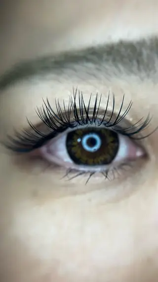 マツエク・マツパ Salon Door's所属・まつげまゆげネイル Mamiiのマツエク・マツパデザイン