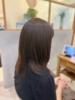 カラー 岡 拓実のヘアスタイル