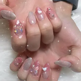 ネイル LUANA所属・LUANA ジュリのネイルデザイン