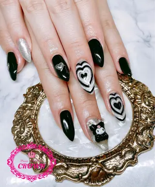 ネイル CROWN プライベートサロンのネイルデザイン