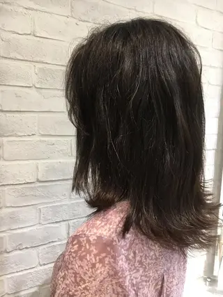 カラー 江原 彩華のヘアスタイル