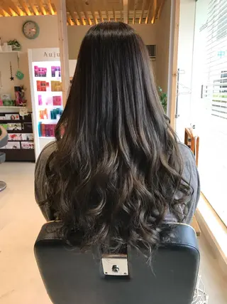 ロング カラー 関口 友行のヘアスタイル