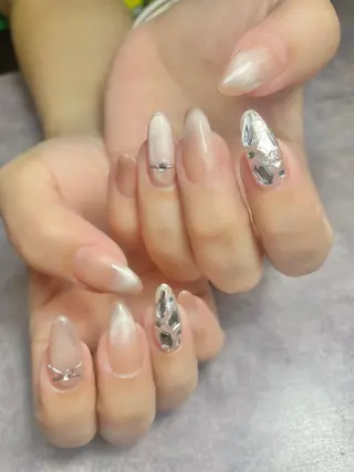 ネイル 🌿LIHI🌿 (リヒ)のネイルデザイン