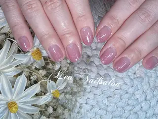 ショート カラー ネイル Lea NAILsalon所属・Le’a NailSalonのネイルデザイン