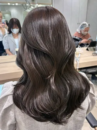ロング 〖 韓国hair 〗 室岡 咲希のヘアスタイル
