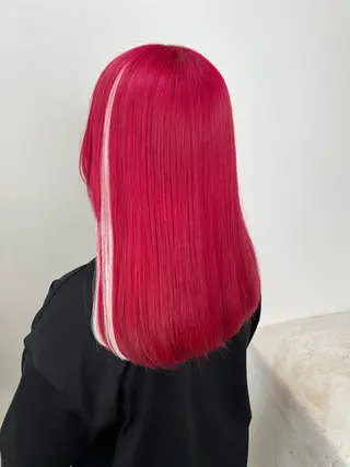 セミロング エクステ・髪質改善・ ブリーチ・吉田大介のヘアスタイル