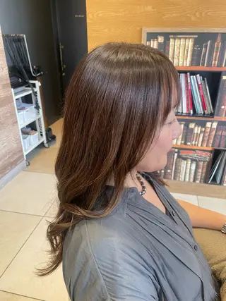 カラー 渡辺 恵理佳のヘアスタイル