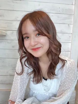 ロング 青田 明日海のヘアスタイル