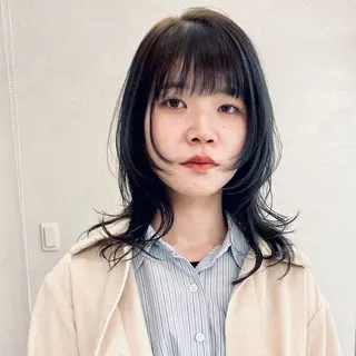 ミディアム レイヤーカット🪄 ヘアセット🪄シホのヘアスタイル