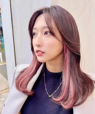 セミロング カラー ブリーチ＆カラーが 得意☀️望月宣雄☀️のヘアスタイル