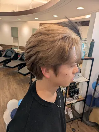 カラー 束感まつぱ🥑🤍 NATUKI🤍のヘアスタイル