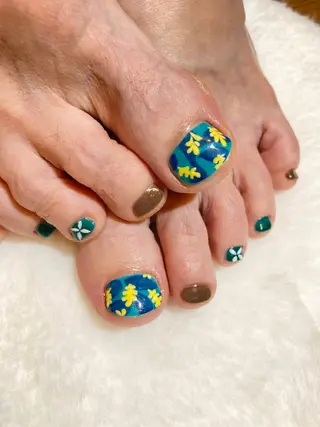 ネイル Relaxation Boutique LICO　井土ヶ谷店所属・Lico 愛のネイルデザイン