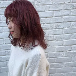 カラー ニシオカ タクヤのヘアスタイル