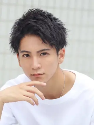 ショート パーマ、縮毛矯正特化 松本真那斗のヘアスタイル