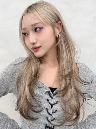 ロング 🩶韓国風/透明感 カラー🎀mikuのヘアスタイル