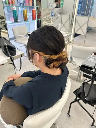 セミロング ヘアアレンジ はるか/ブリーチカラ ー/ヘアアレンジ🤍のヘアスタイル