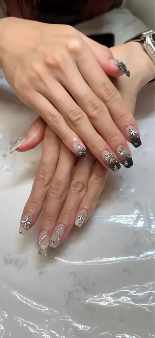 ネイル 💎Guarendo💎錦糸町店所属・✨アン ミユ✨のネイルデザイン