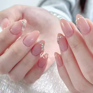 ネイル Queens ゲンのネイルデザイン