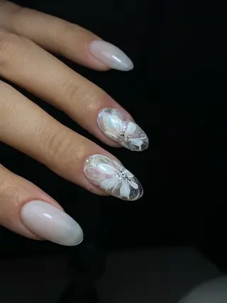 ネイル Isinha Nailsのネイルデザイン